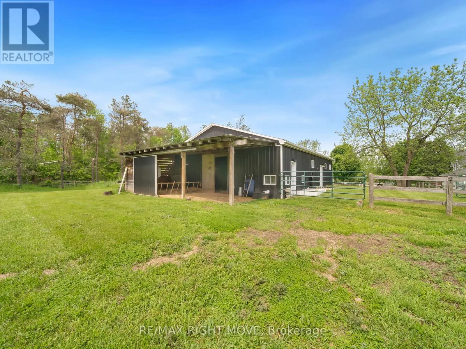 3062 TOWNLINE RR5 TOWNLINE