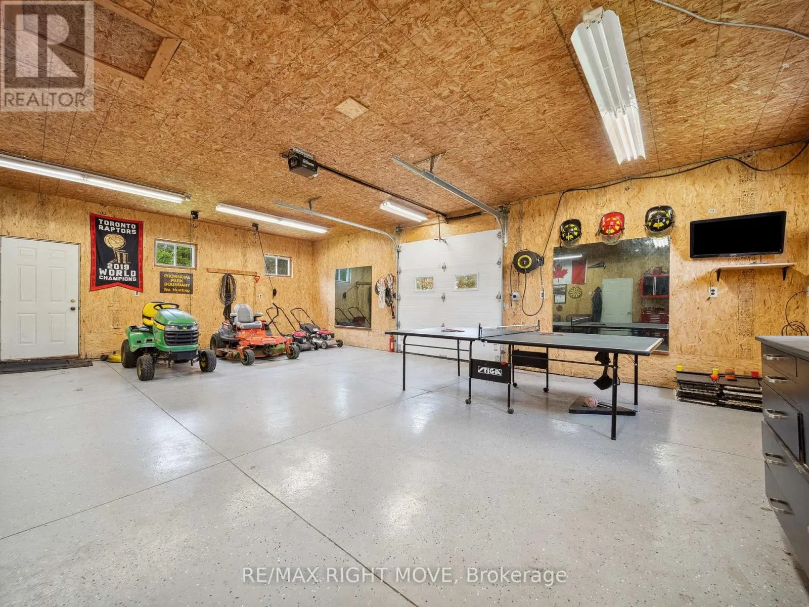 3062 TOWNLINE RR5 TOWNLINE