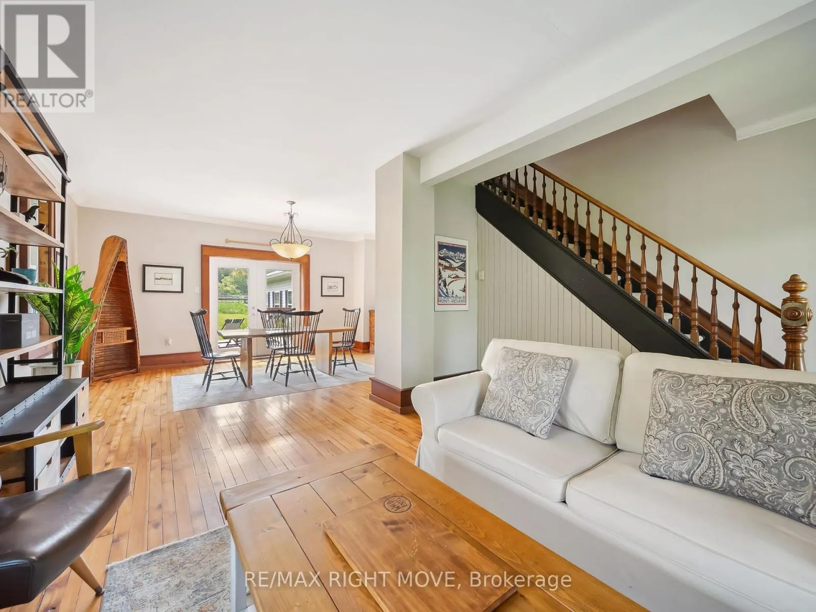 3062 TOWNLINE RR5 TOWNLINE