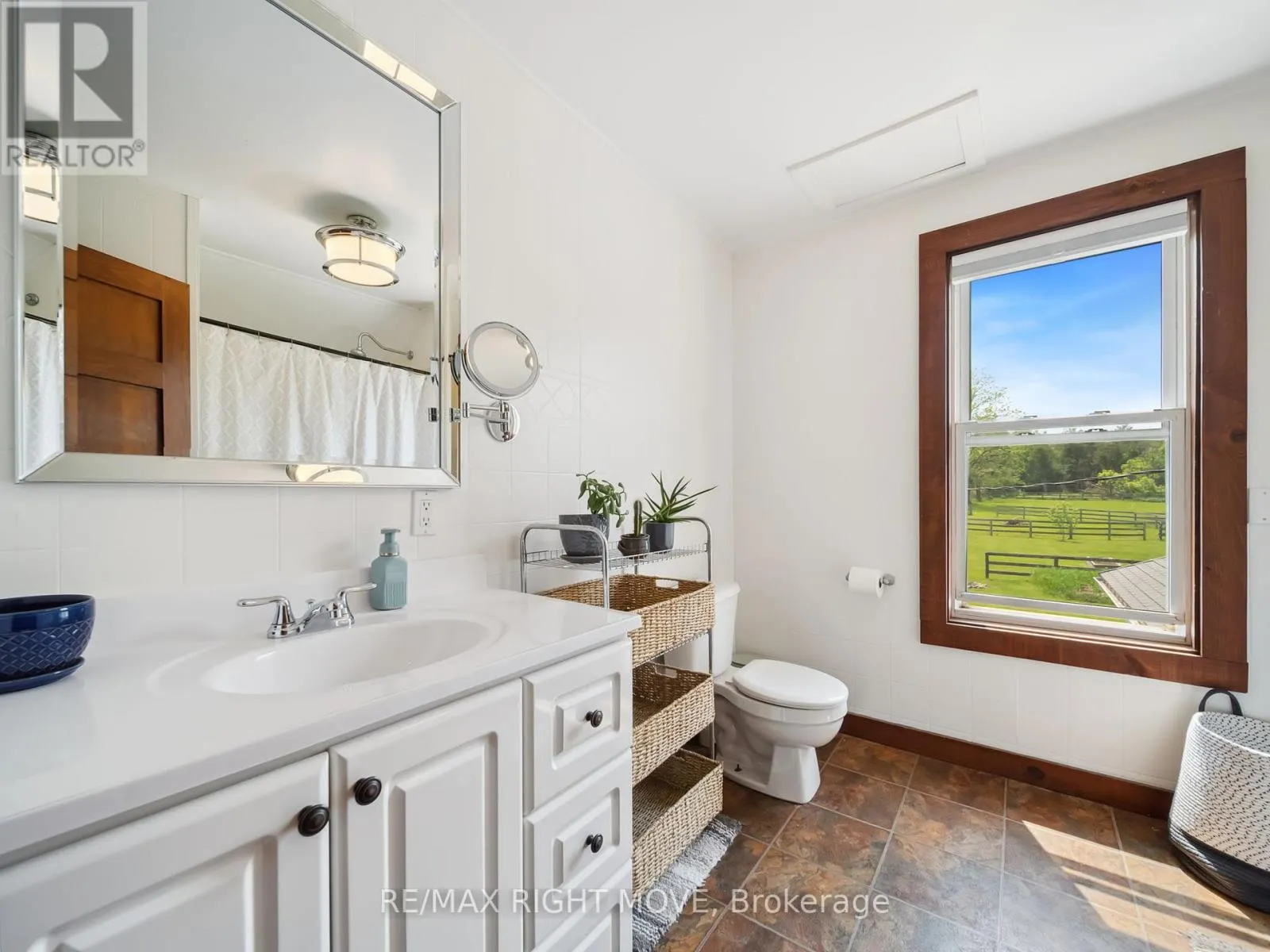 3062 TOWNLINE RR5 TOWNLINE