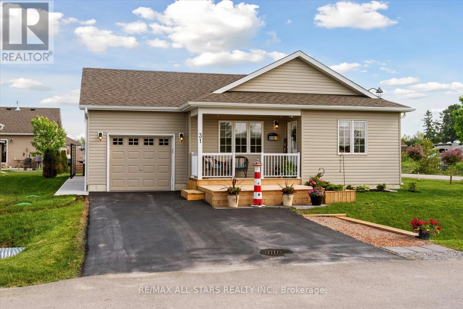 31 REYNOLDS DRIVE