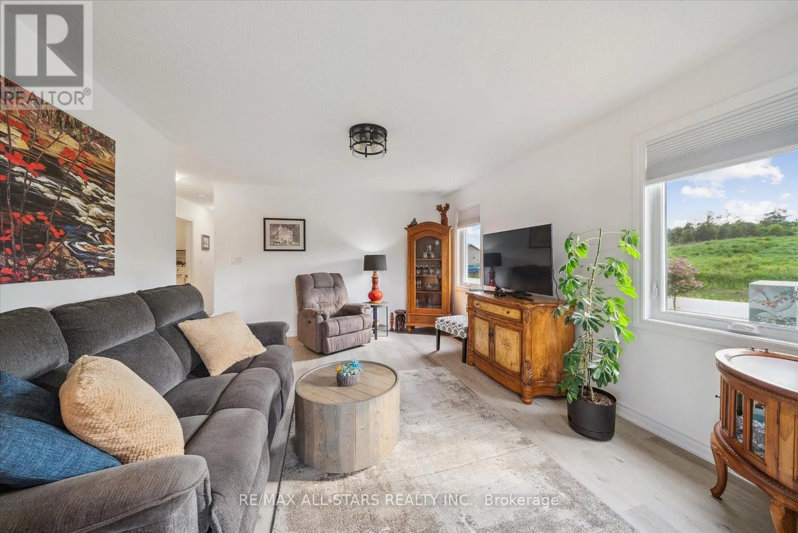 31 REYNOLDS DRIVE