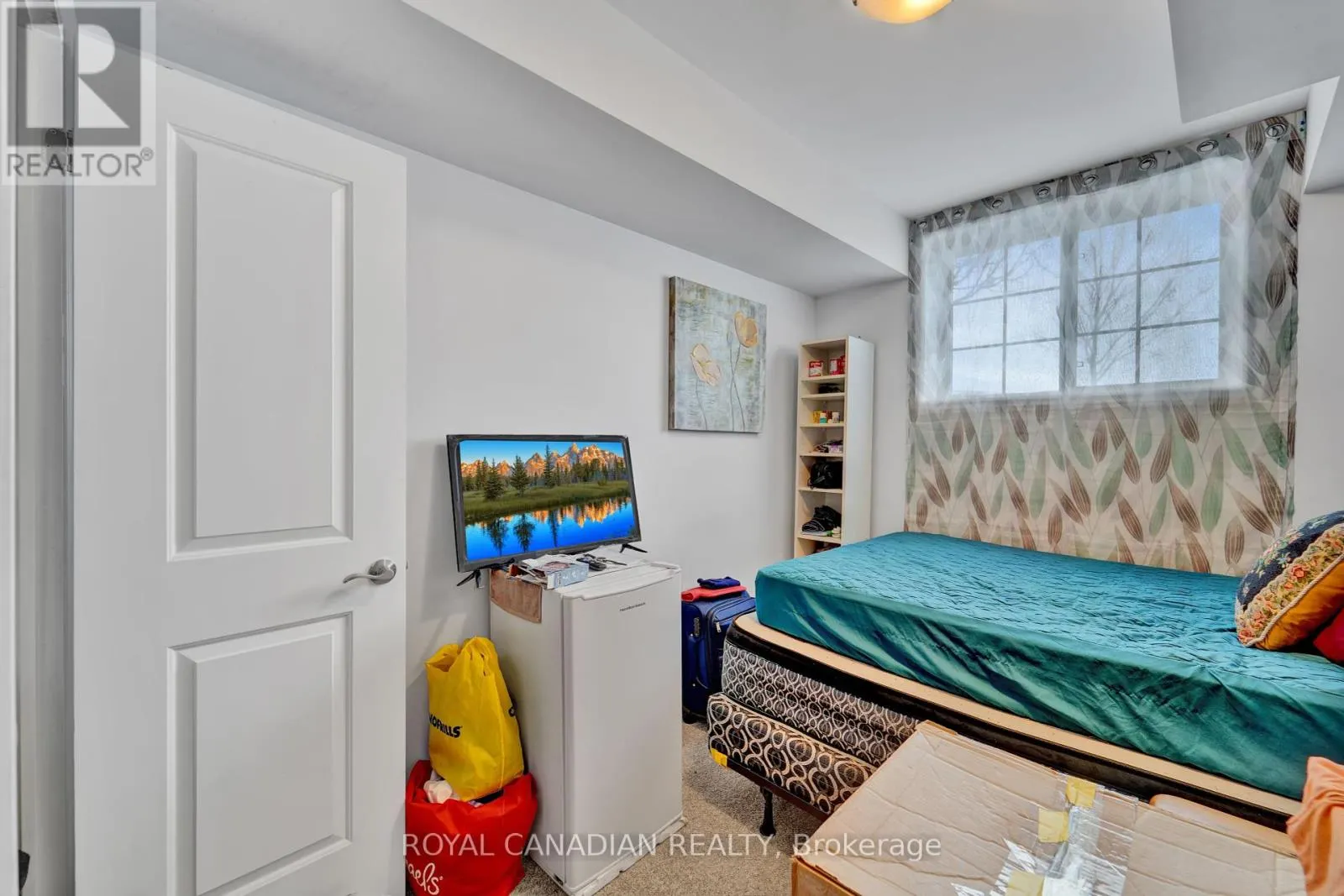 14 - 252 PENETANGUISHENE ROAD
