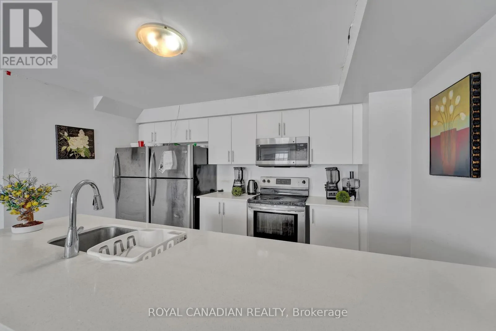 14 - 252 PENETANGUISHENE ROAD
