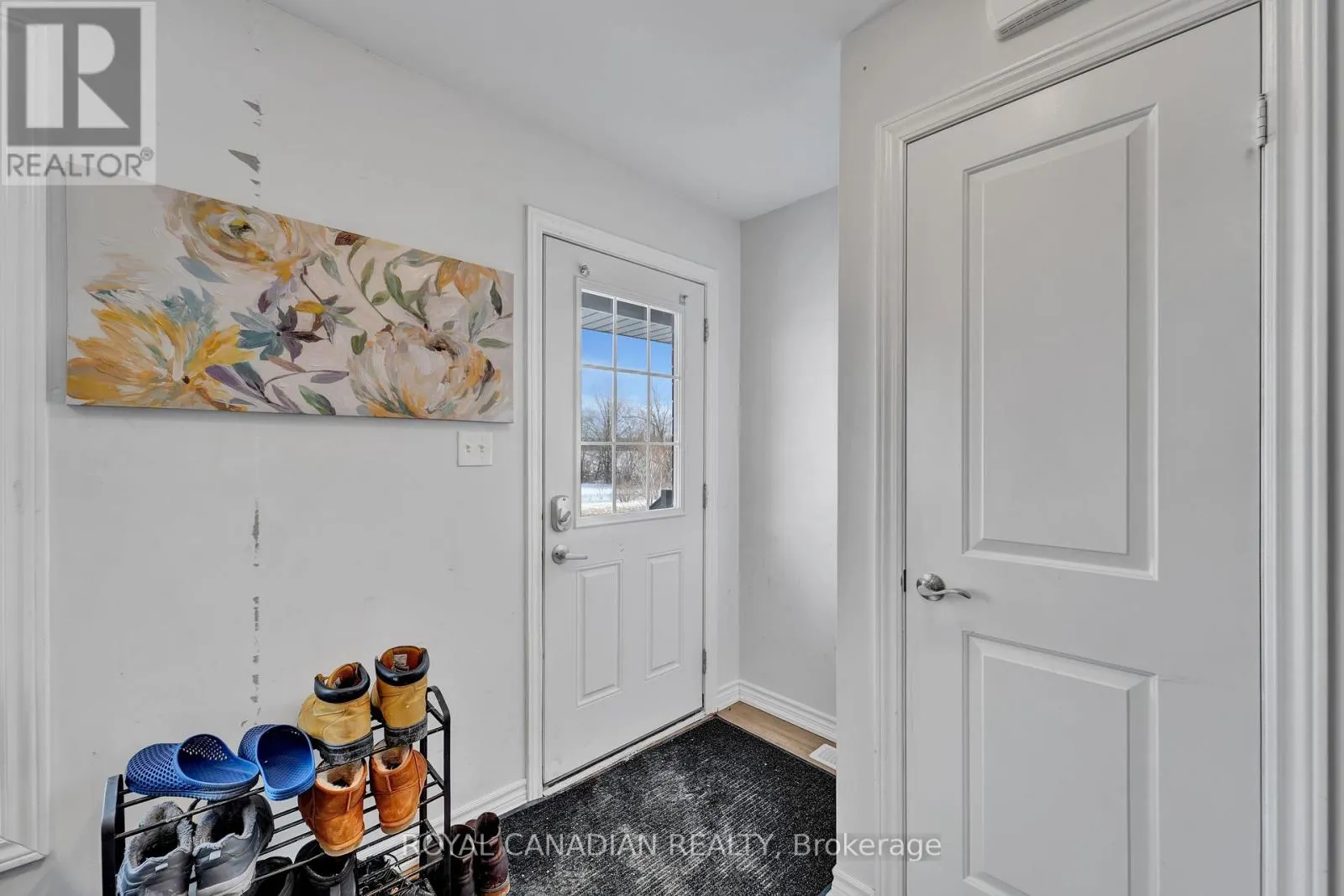 14 - 252 PENETANGUISHENE ROAD