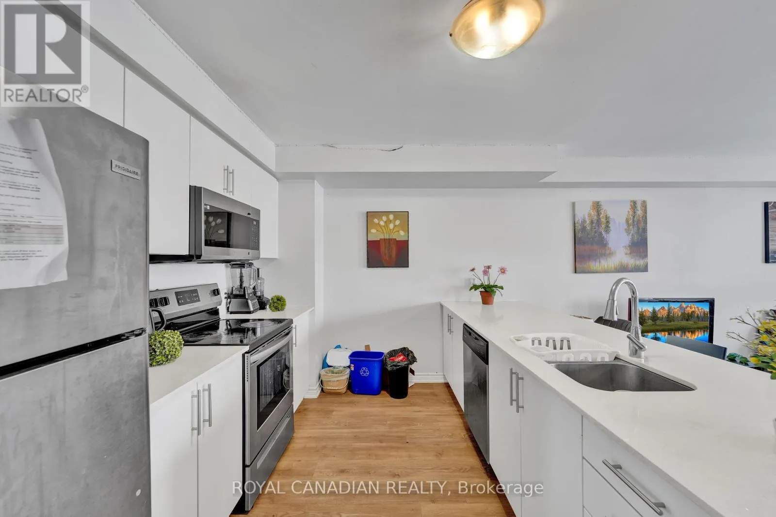 14 - 252 PENETANGUISHENE ROAD