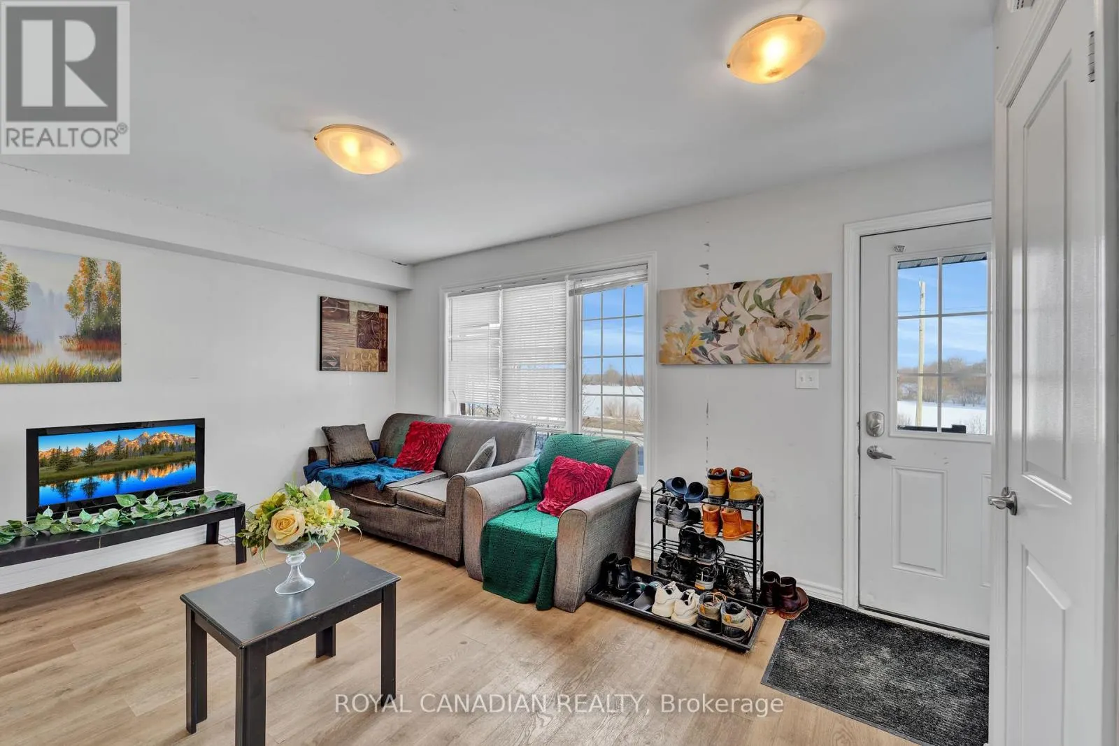 14 - 252 PENETANGUISHENE ROAD