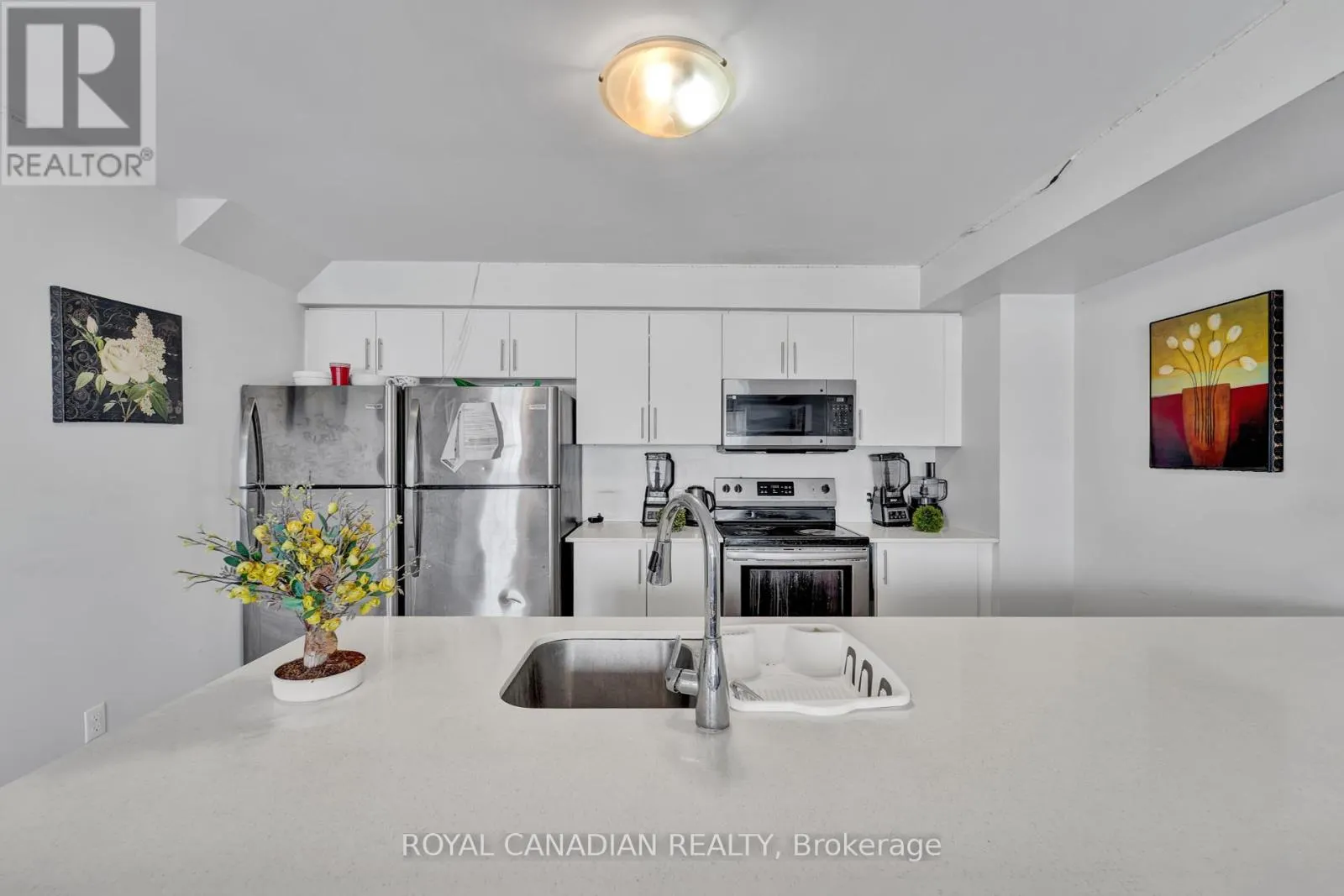 14 - 252 PENETANGUISHENE ROAD