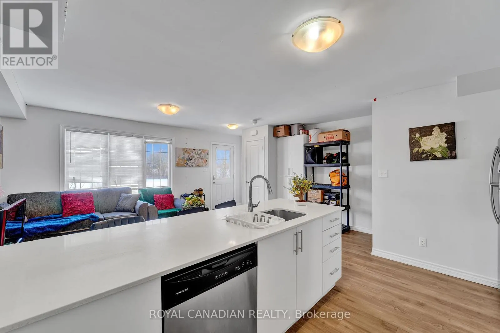 14 - 252 PENETANGUISHENE ROAD