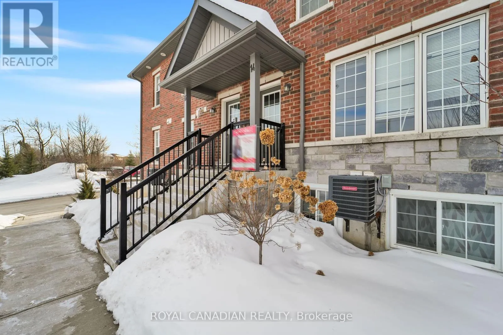 14 - 252 PENETANGUISHENE ROAD