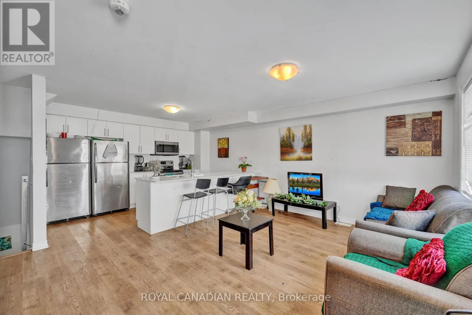14 - 252 PENETANGUISHENE ROAD
