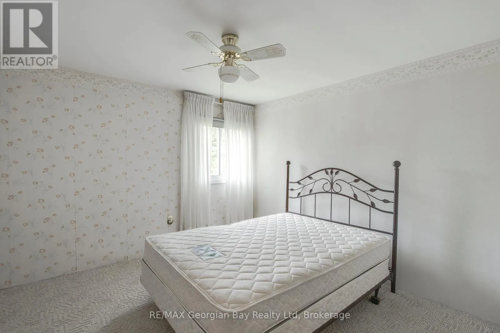 586 DOMINION AVENUE