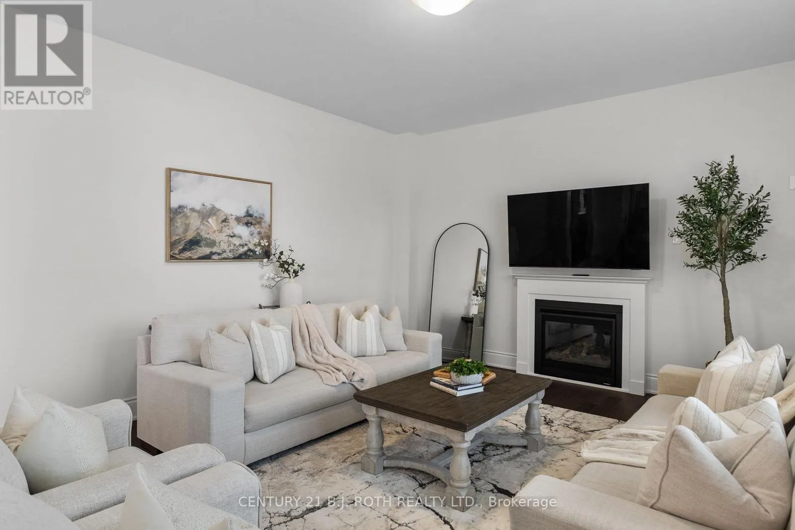 53 SANFORD CIRCLE