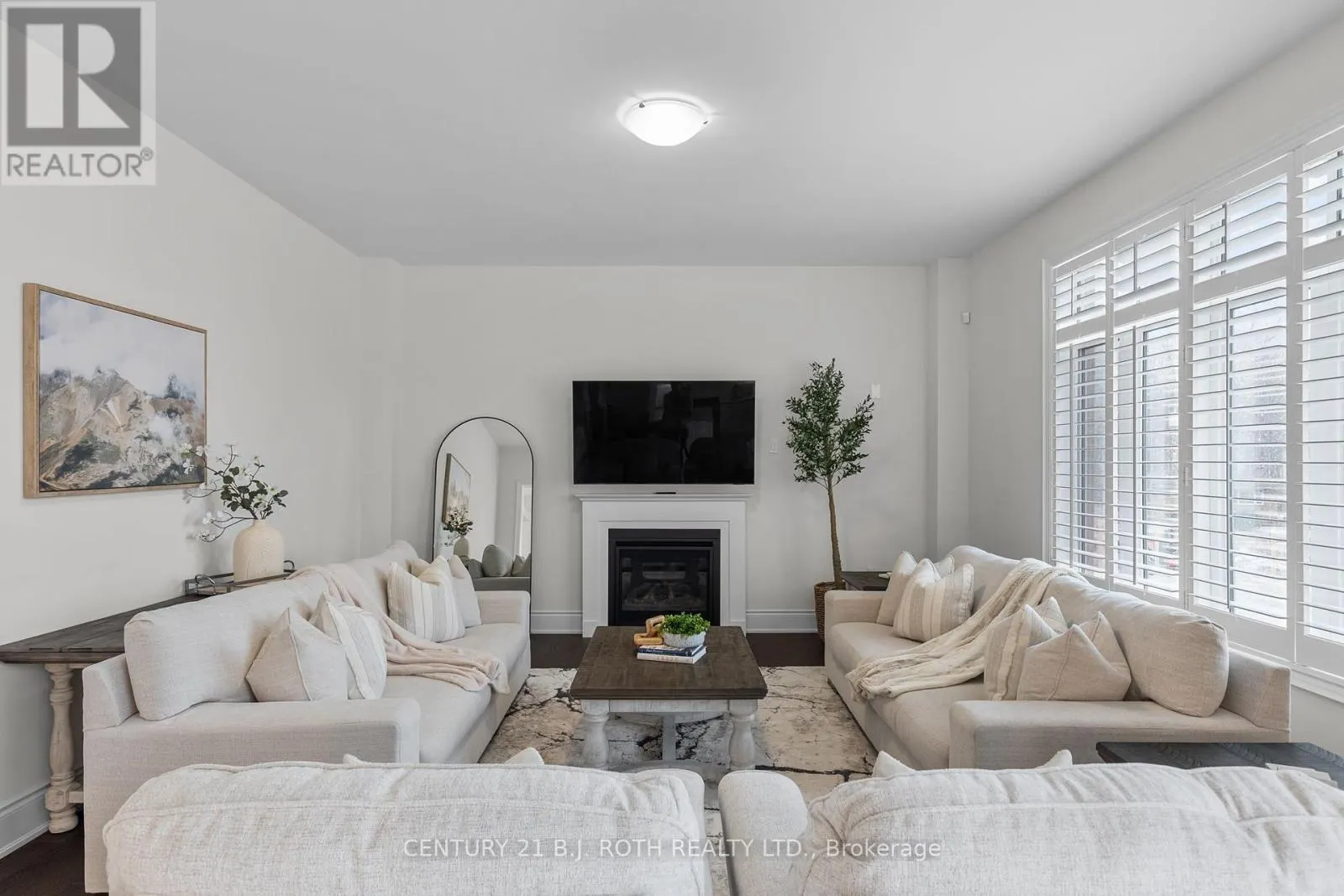 53 SANFORD CIRCLE