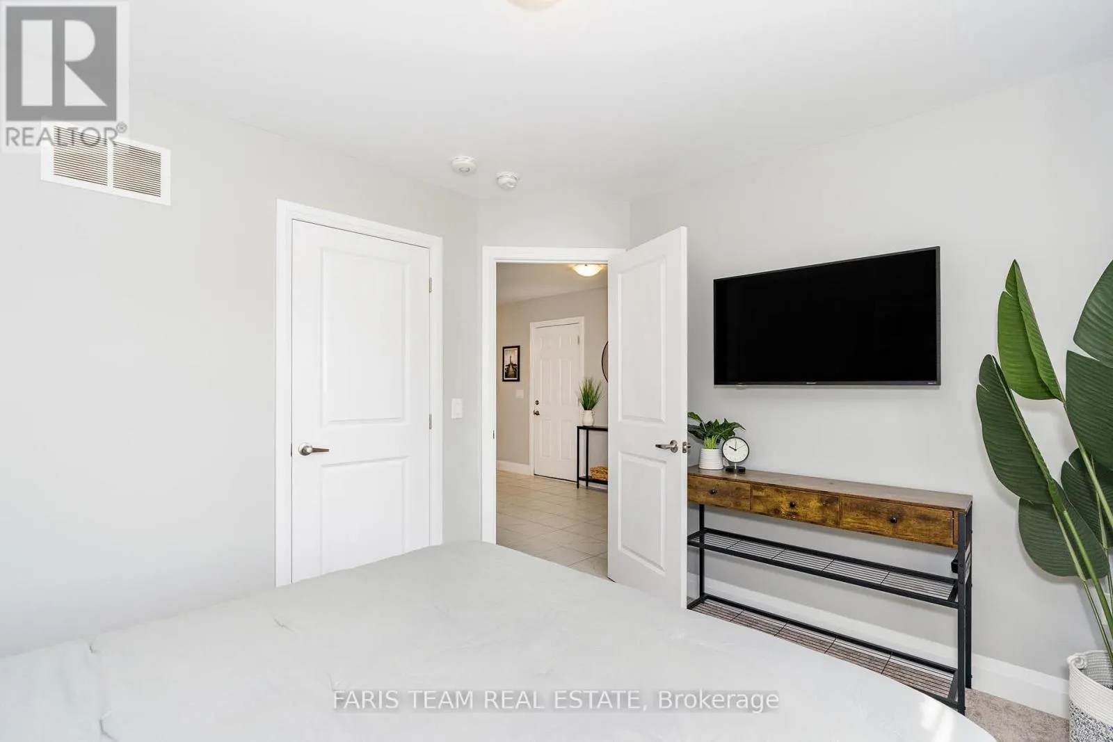 14 BEAUSOLEIL DRIVE