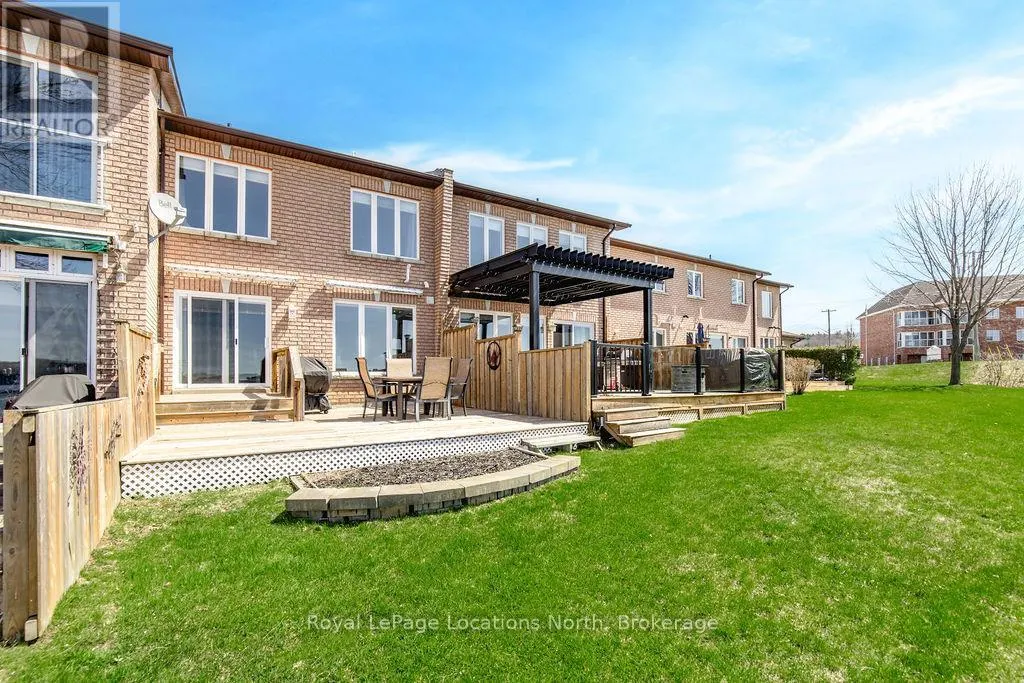 6 - 4 BECK BOULEVARD, #6