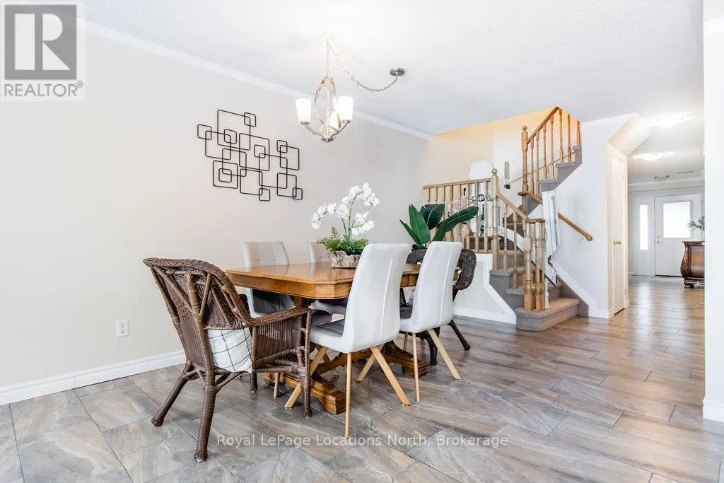 6 - 4 BECK BOULEVARD, #6