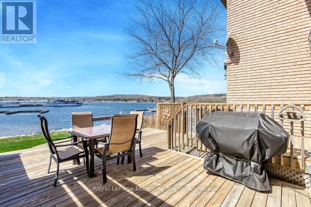 6 - 4 BECK BOULEVARD, #6