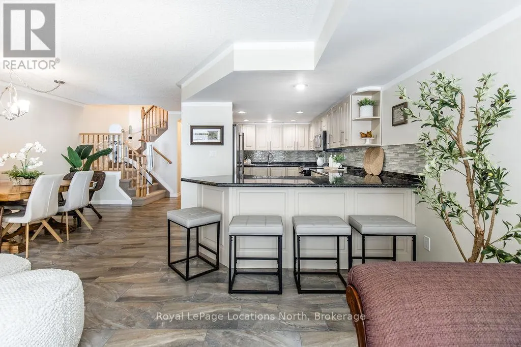 6 - 4 BECK BOULEVARD, #6