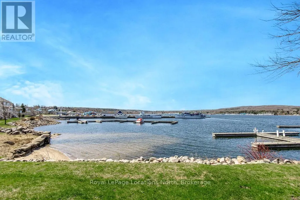 6 - 4 BECK BOULEVARD, #6