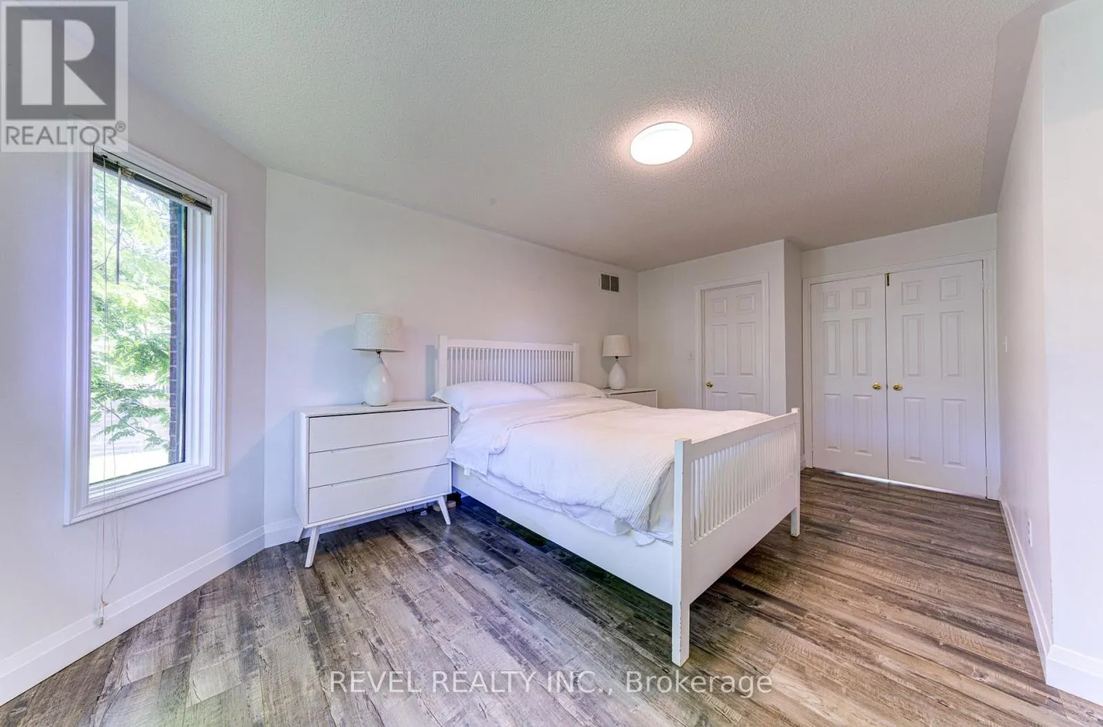 141 WASAGA SANDS DRIVE E