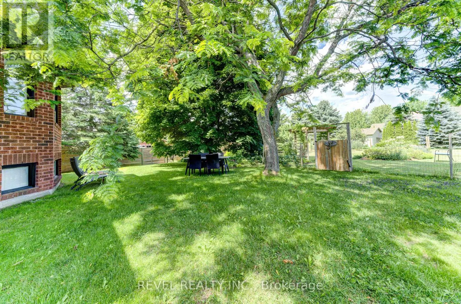 141 WASAGA SANDS DRIVE E
