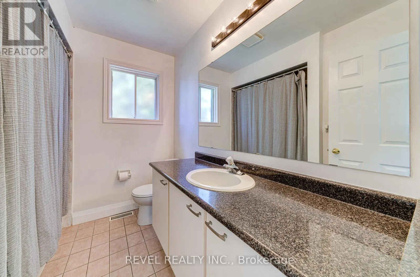 141 WASAGA SANDS DRIVE E