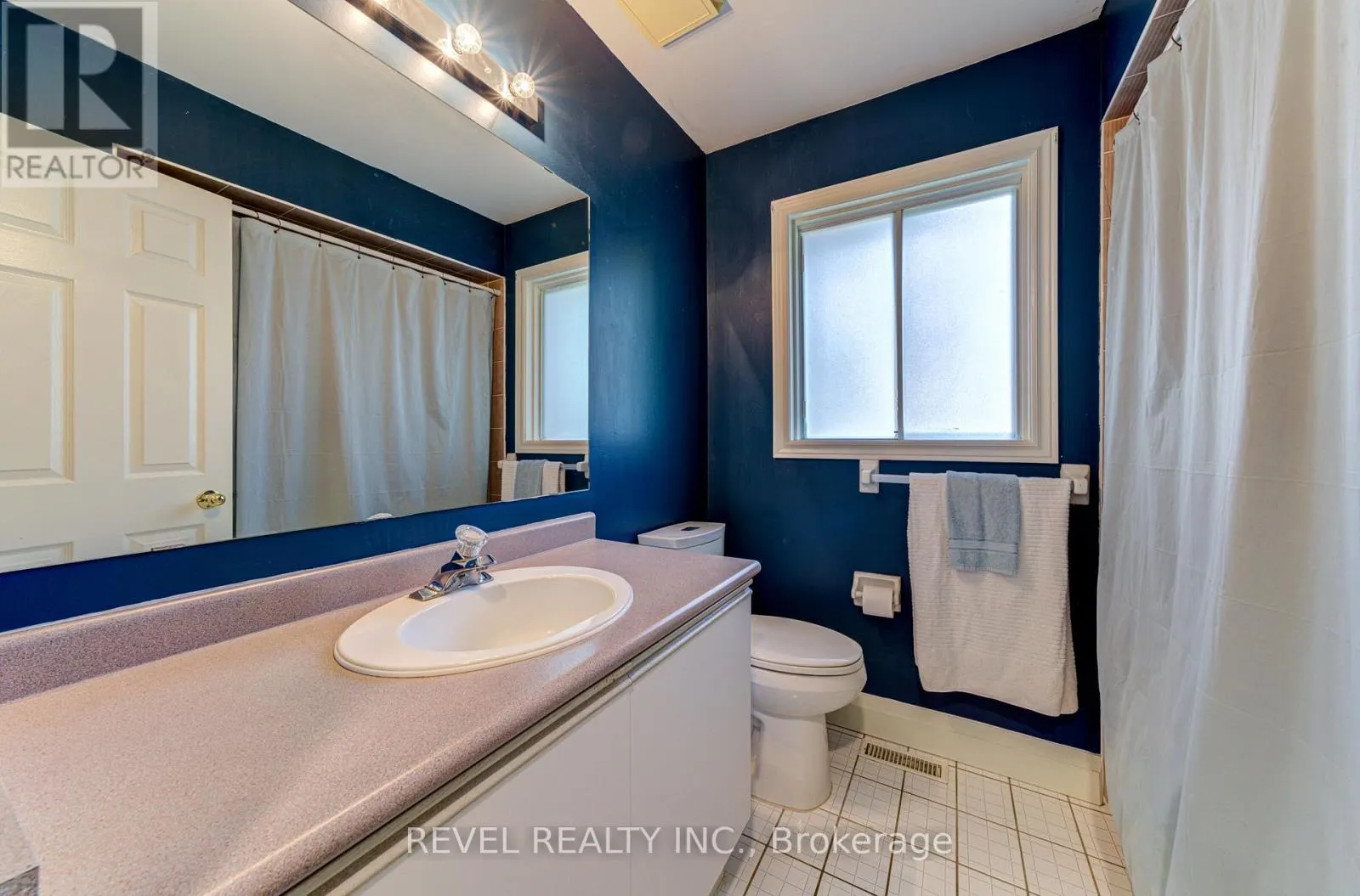 141 WASAGA SANDS DRIVE E