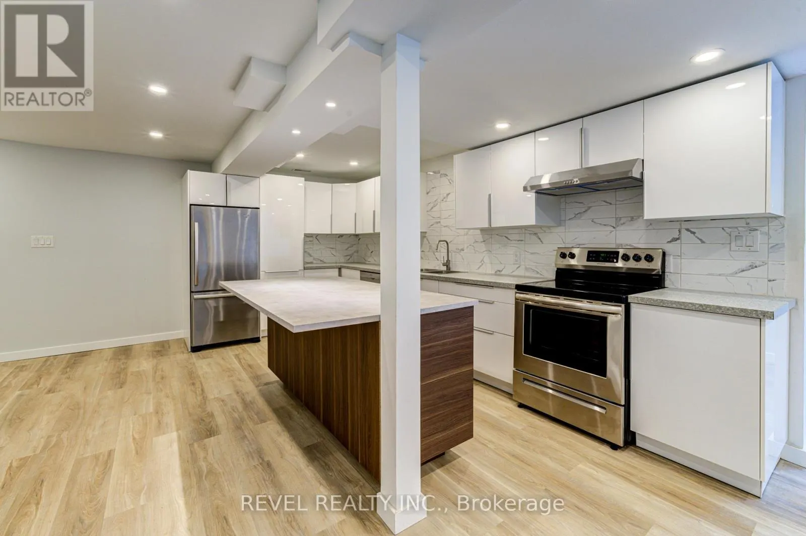 141 WASAGA SANDS DRIVE E