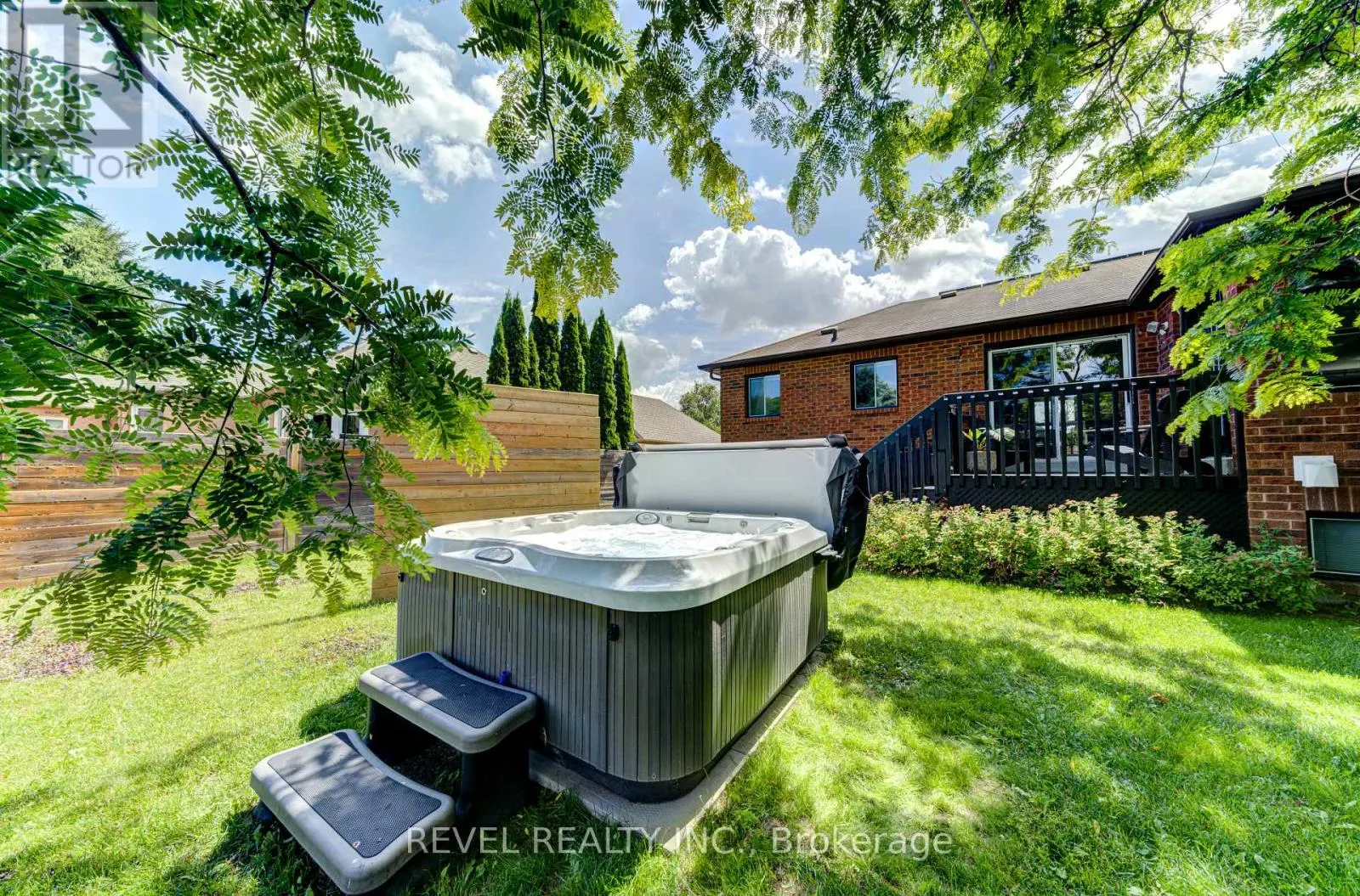 141 WASAGA SANDS DRIVE E