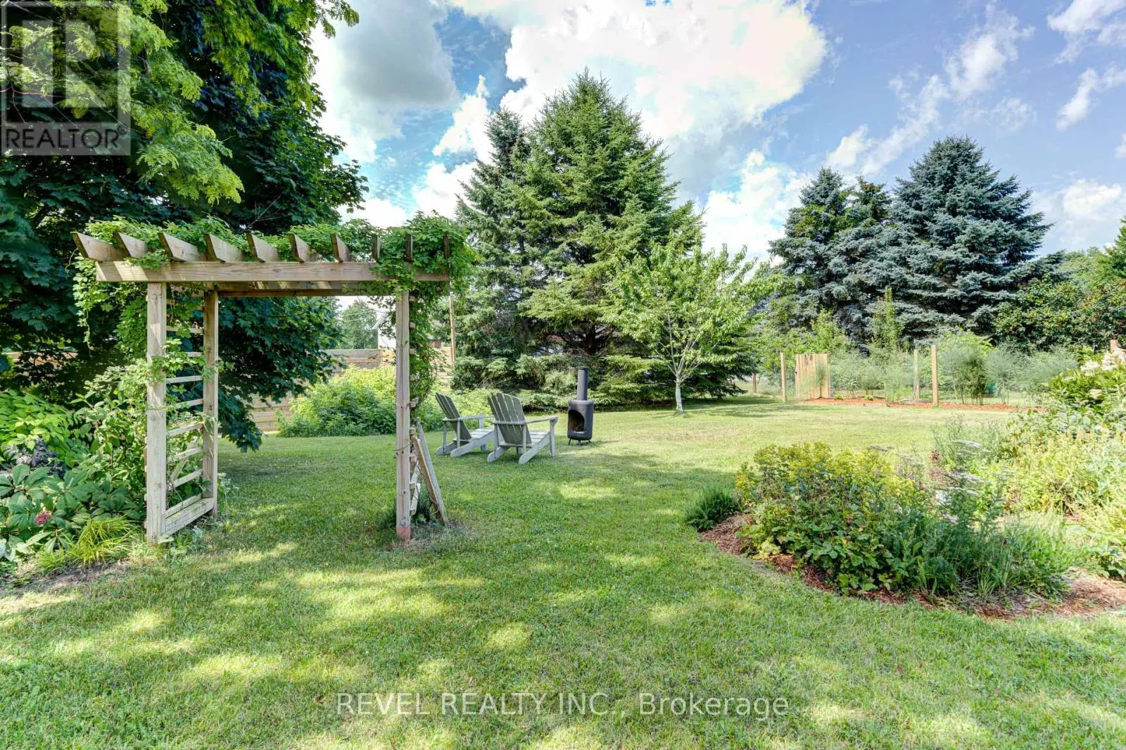 141 WASAGA SANDS DRIVE E