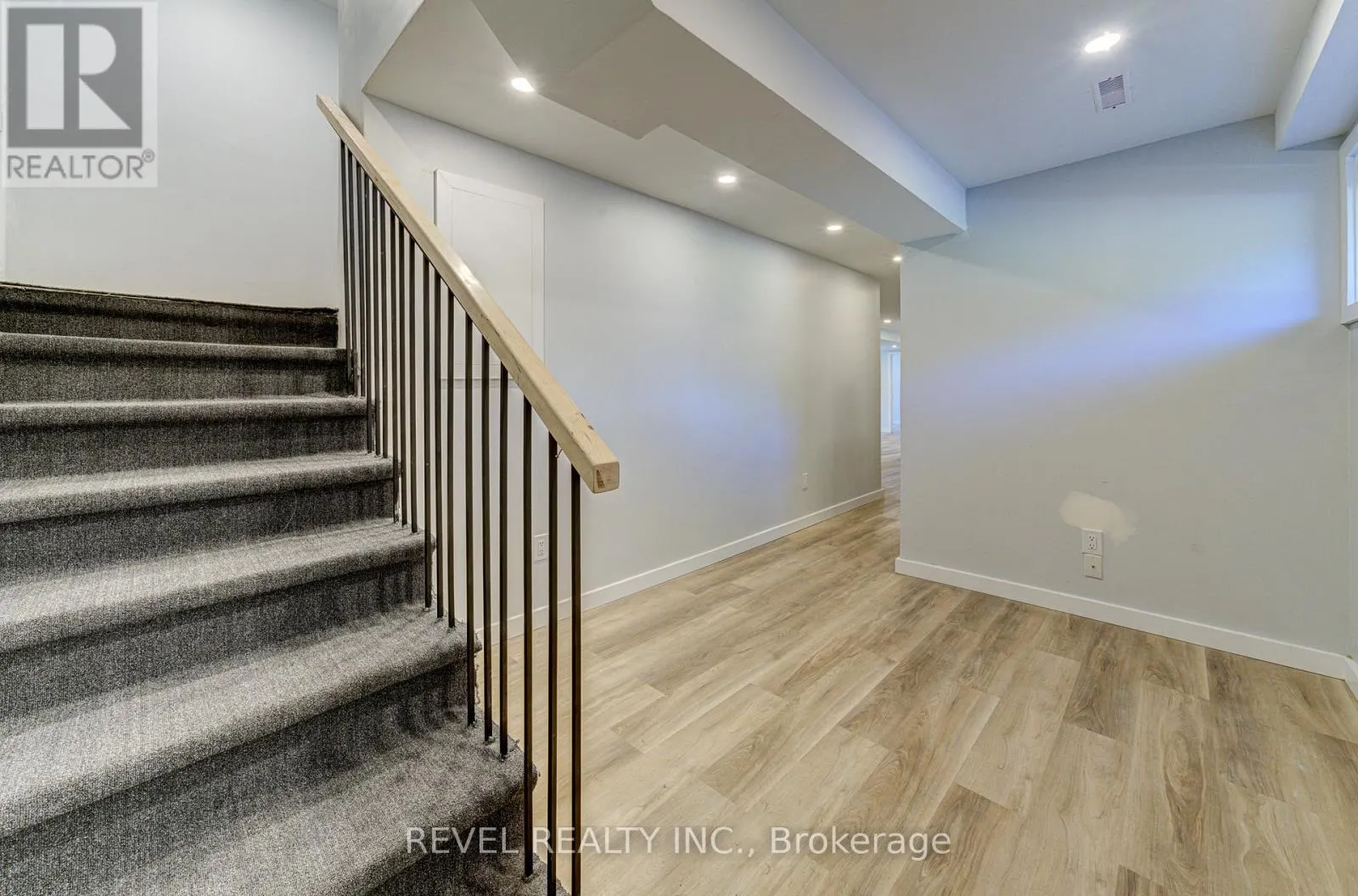 141 WASAGA SANDS DRIVE E