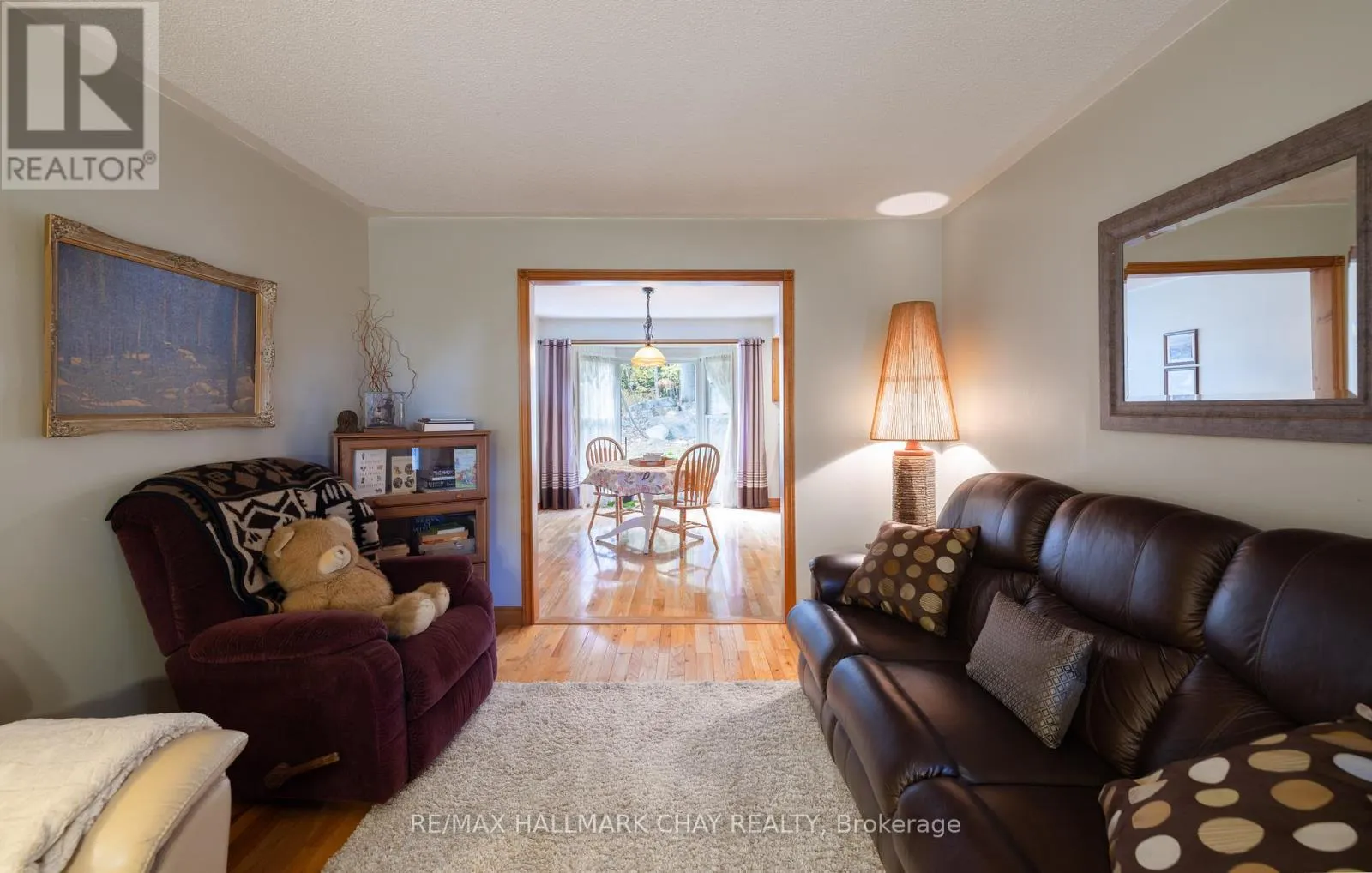 372 LAKEWOOD DRIVE