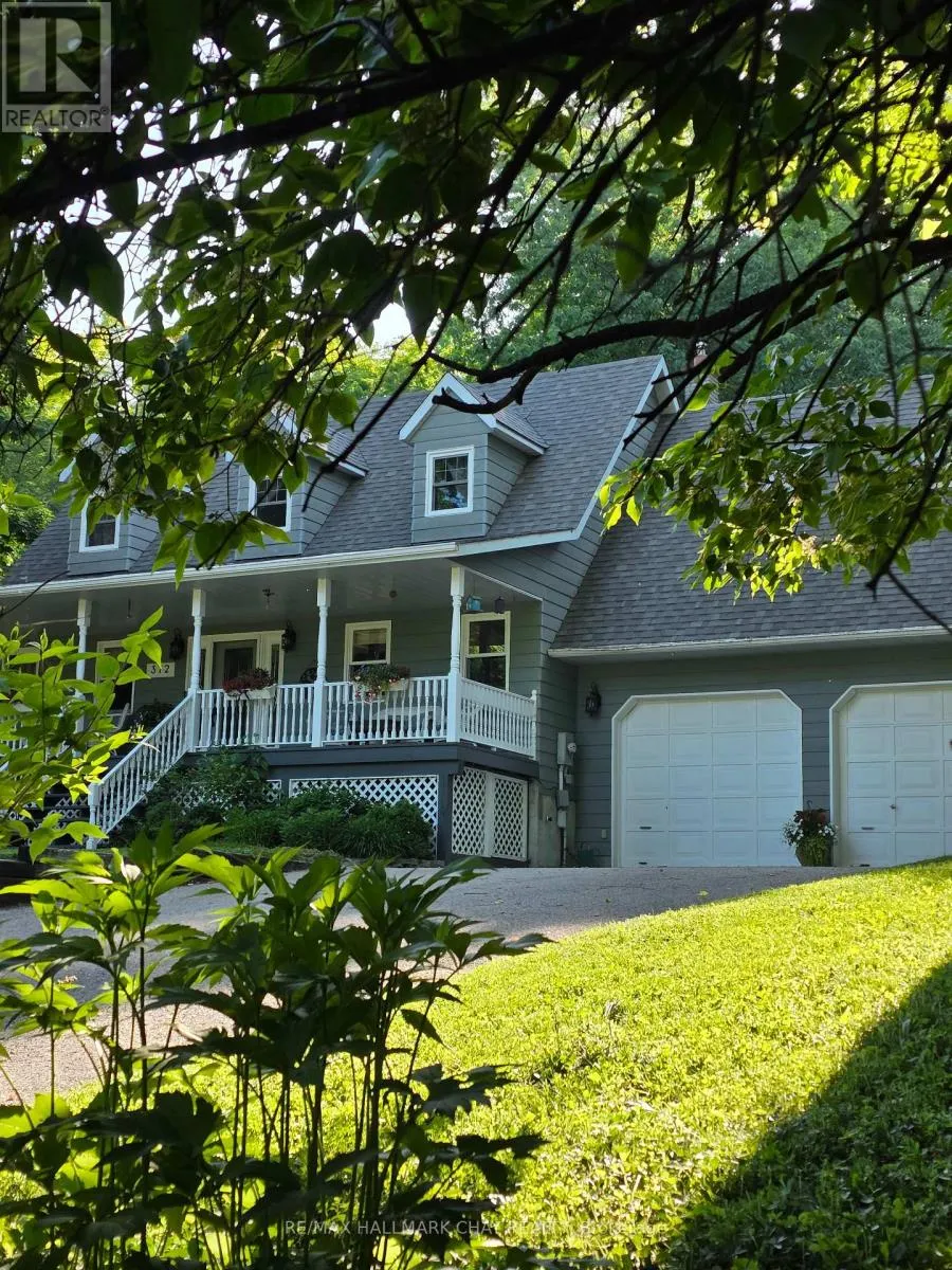 372 LAKEWOOD DRIVE