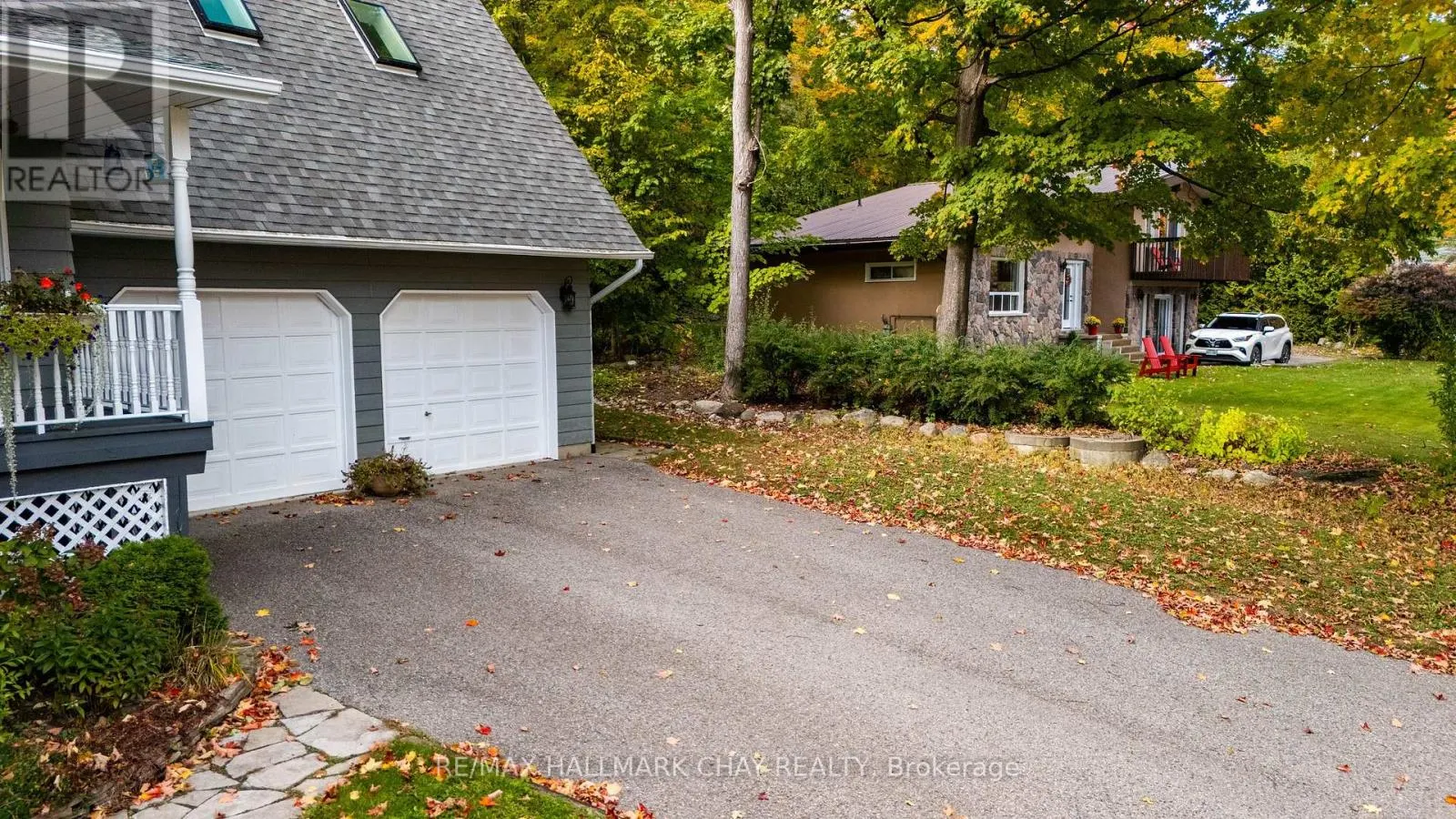 372 LAKEWOOD DRIVE