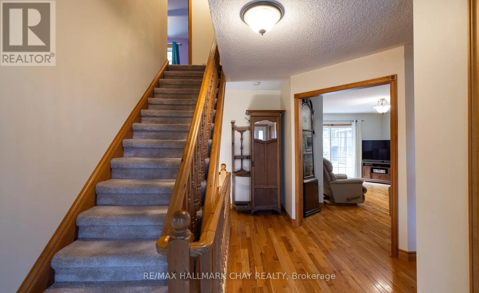 372 LAKEWOOD DRIVE