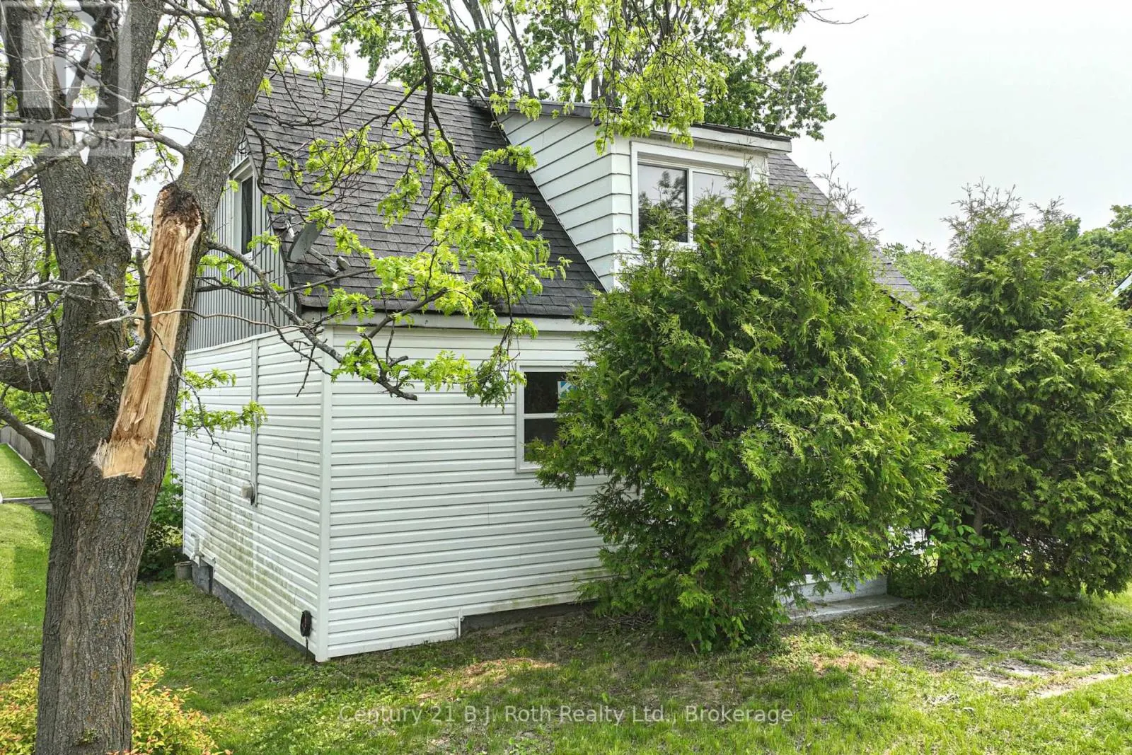 382 WEST STREET N