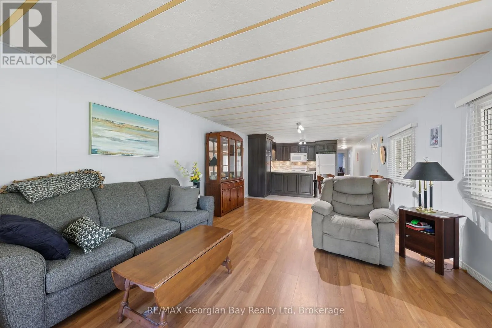 3 LAKESHORE ROAD