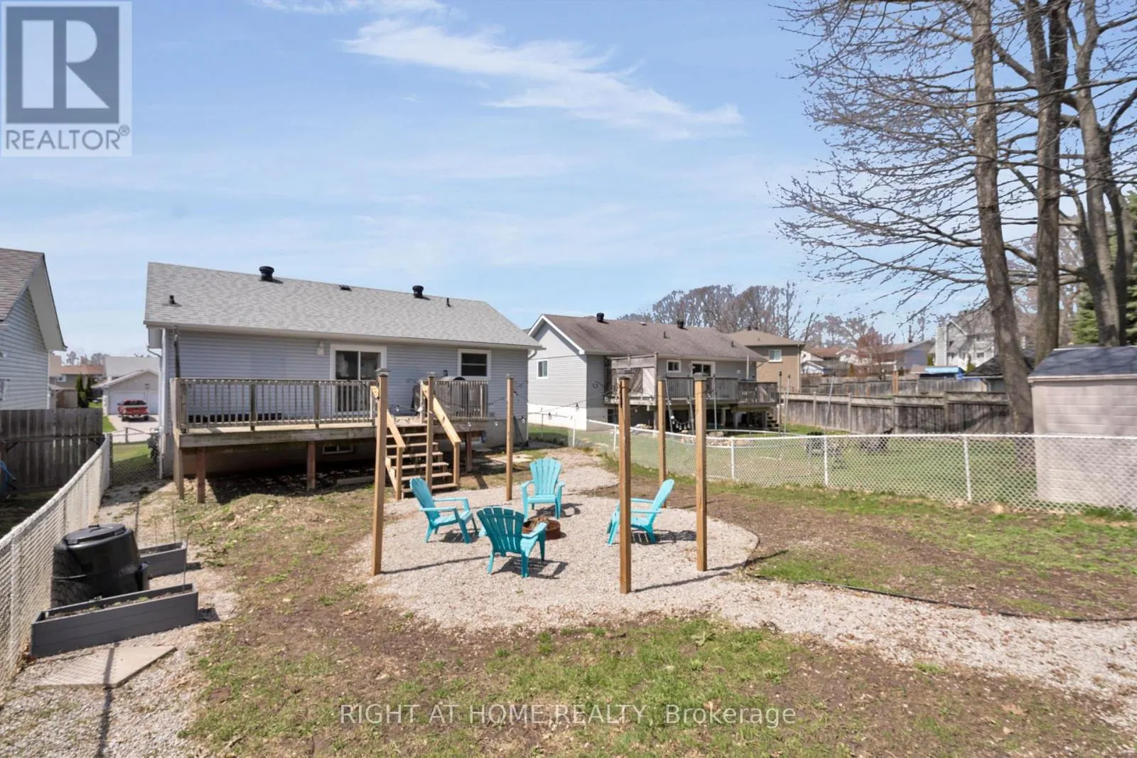 42 BYRNES CRESCENT