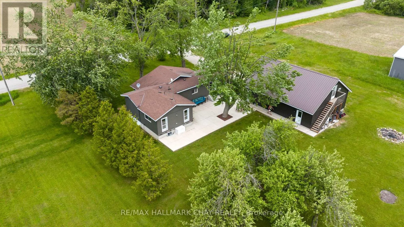 2533 FLOS 3 ROAD W