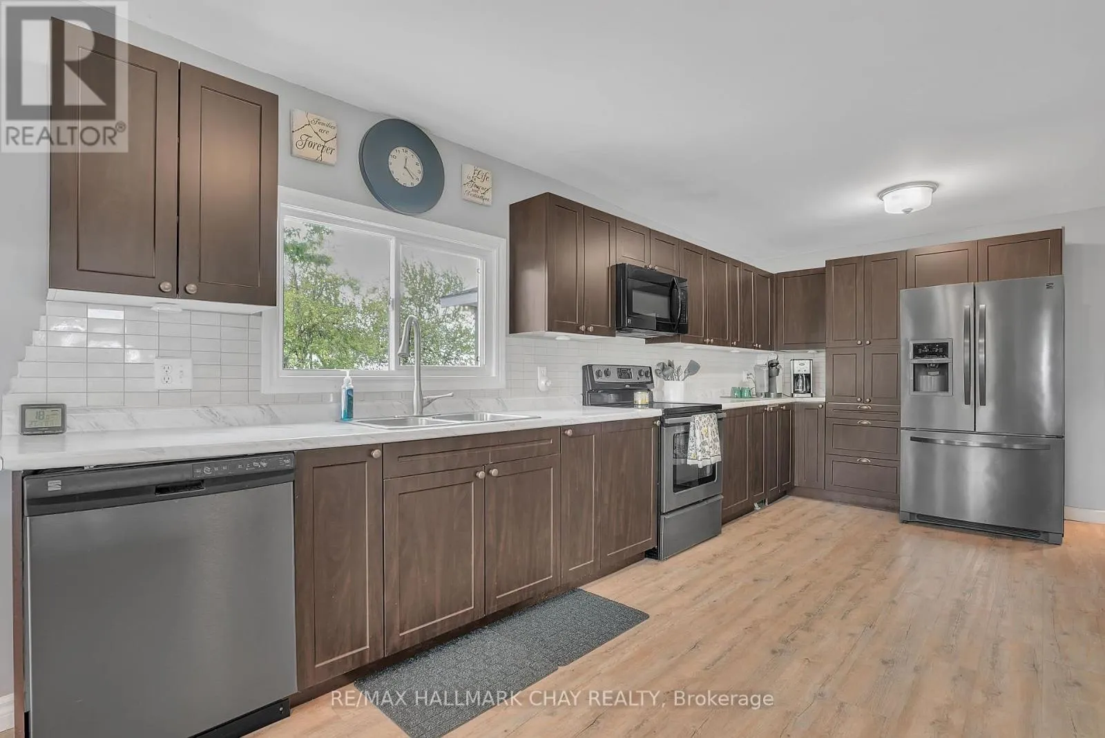 2533 FLOS 3 ROAD W