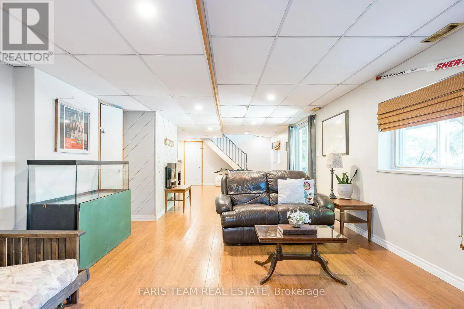 21 ROBERT STREET E