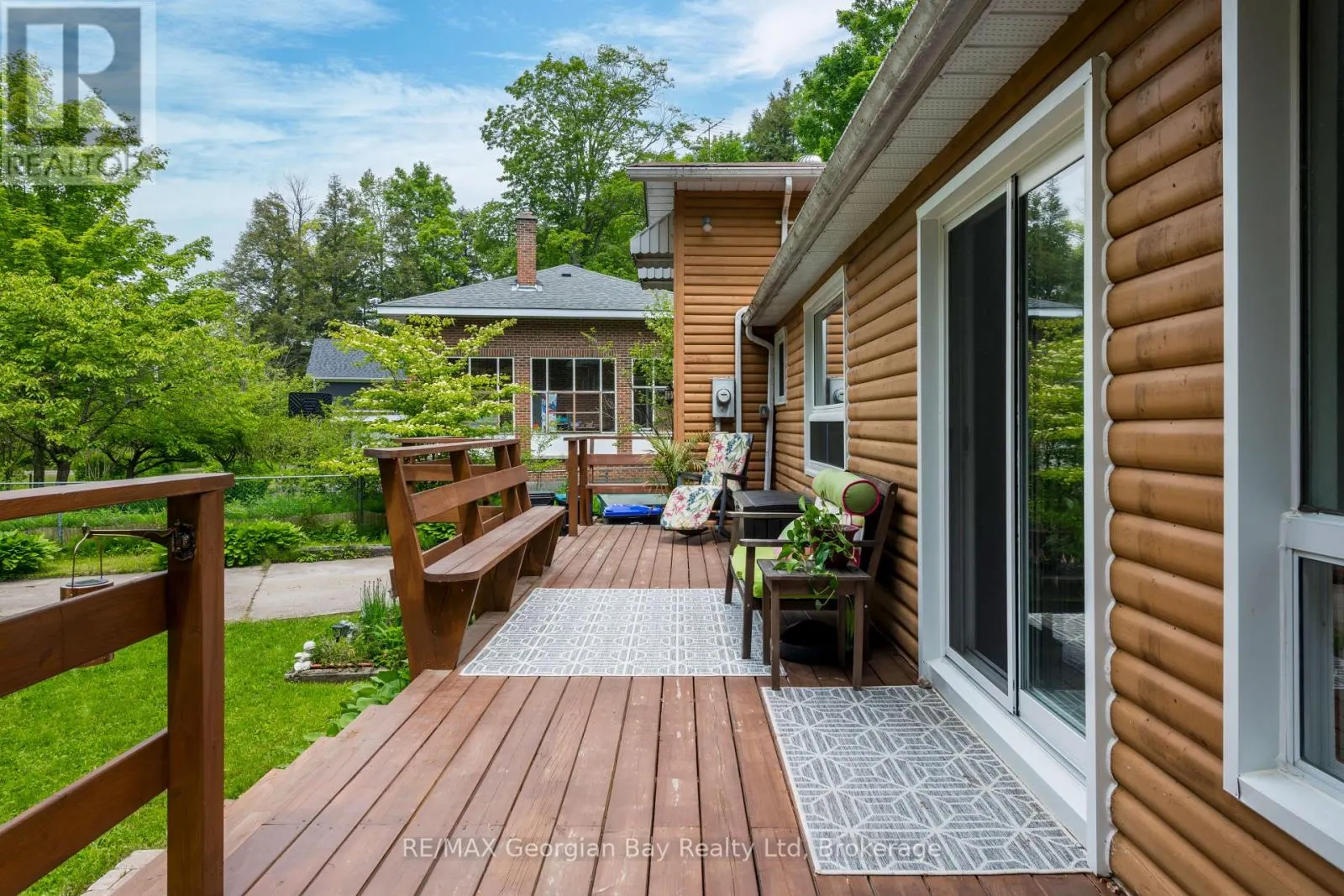 23 DUQUETTE COURT