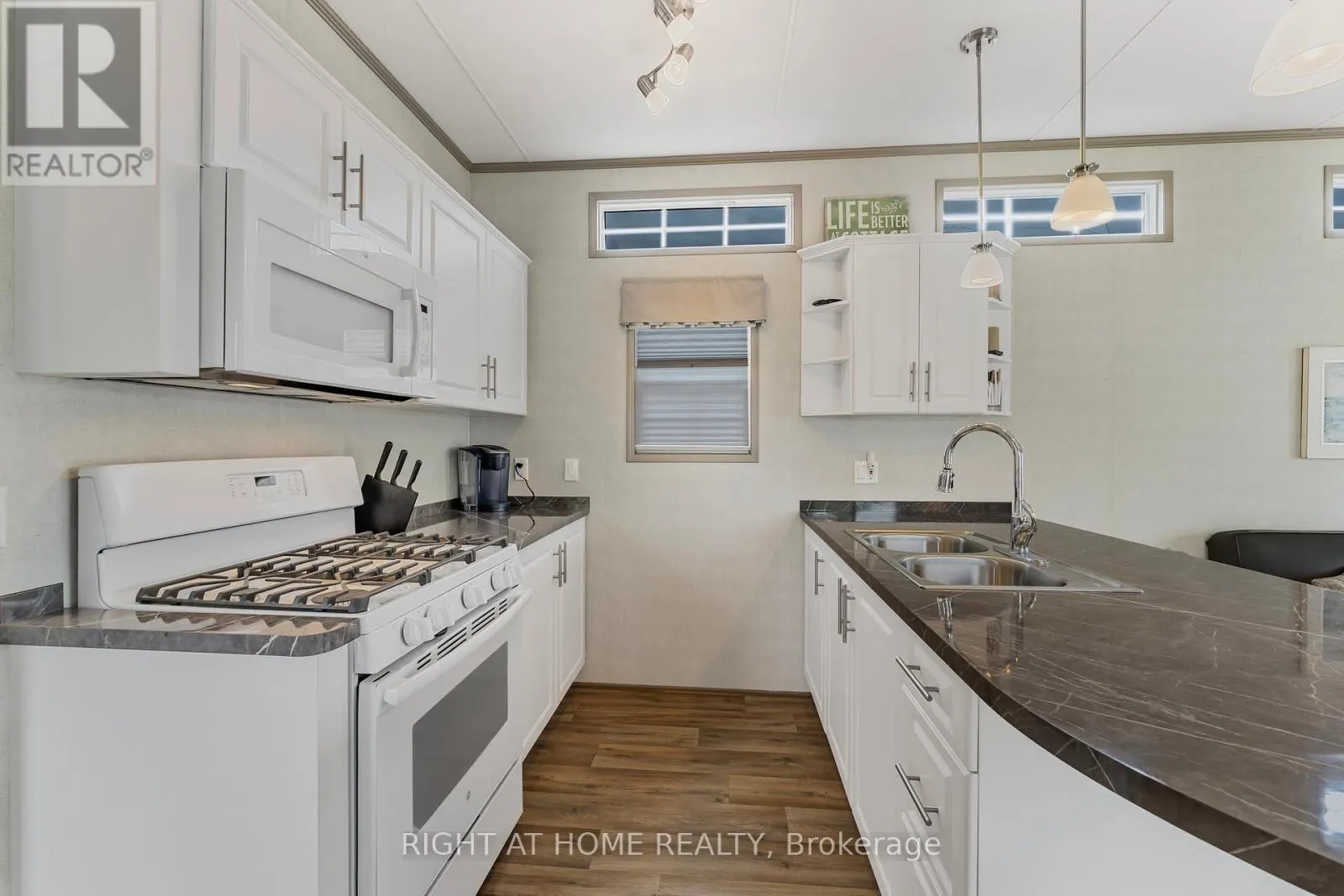 26 - 3500 LAUDERDALE PT CRESCENT