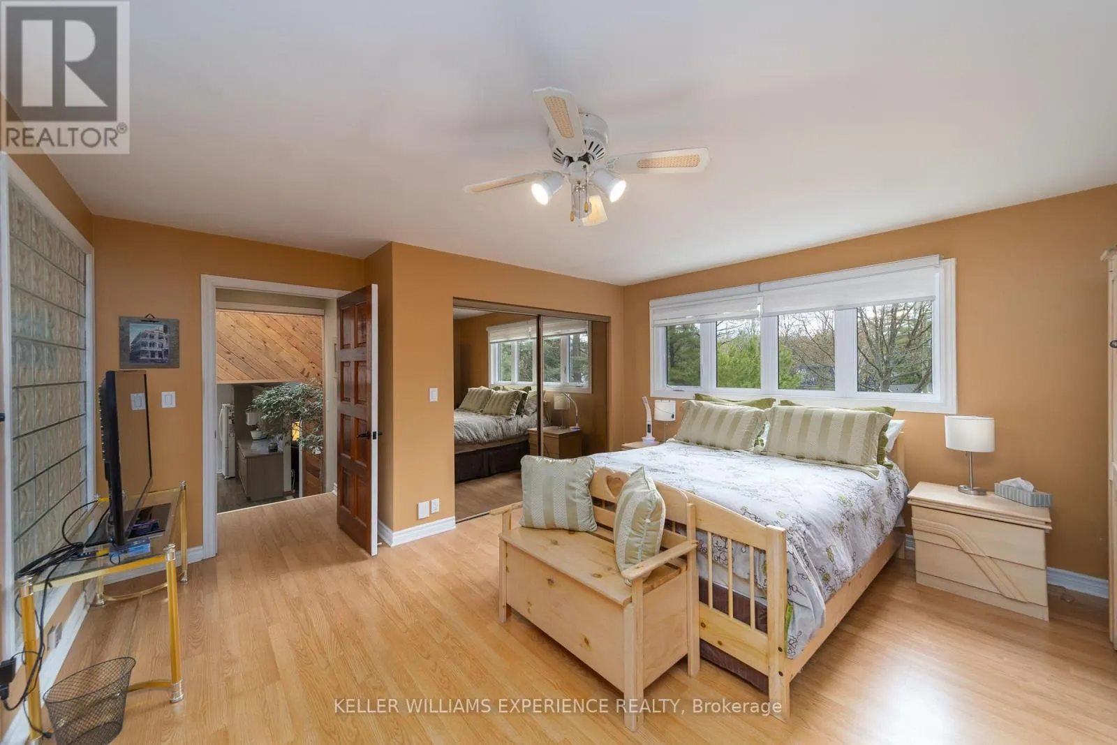 1936 PENINSULA POINT ROAD