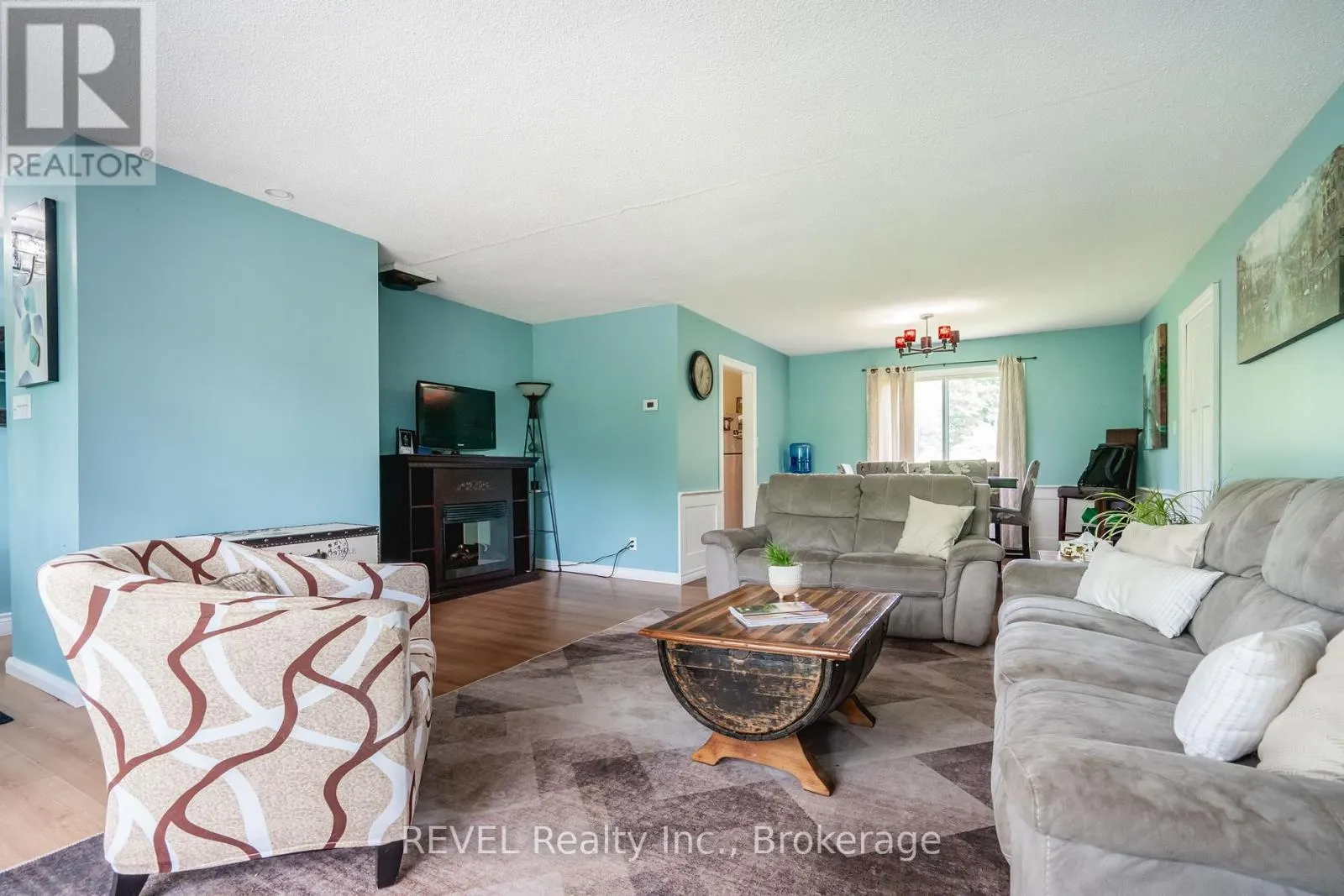 1515 LOVERING LINE
