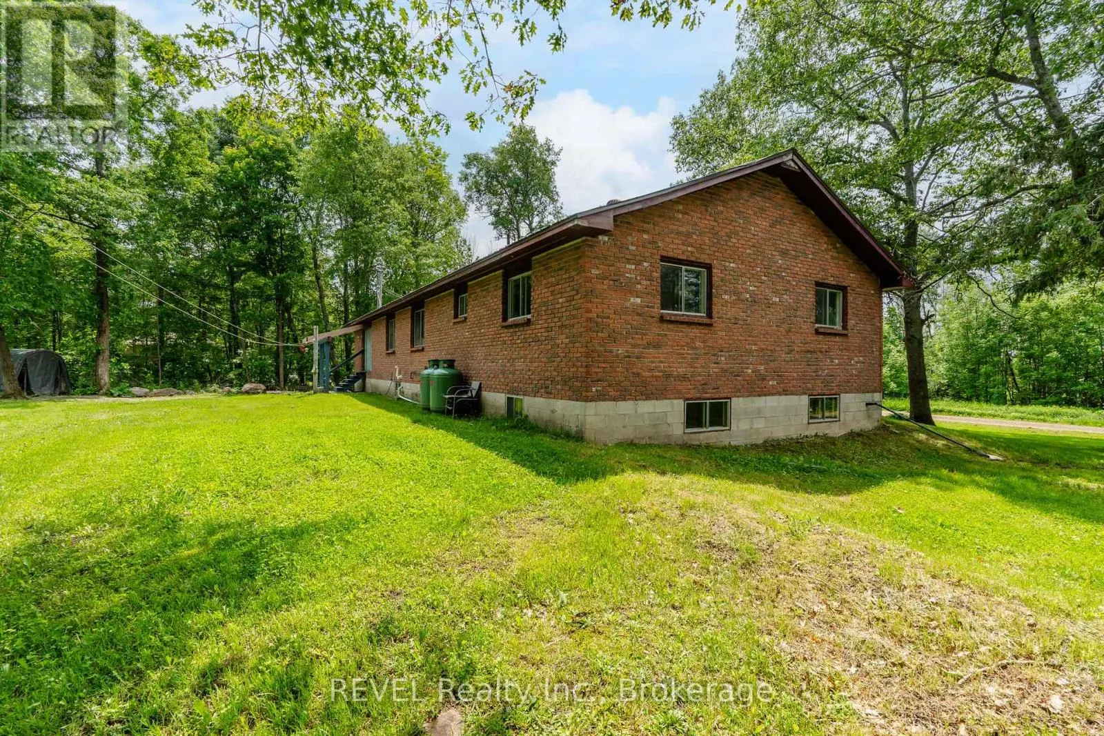 1515 LOVERING LINE