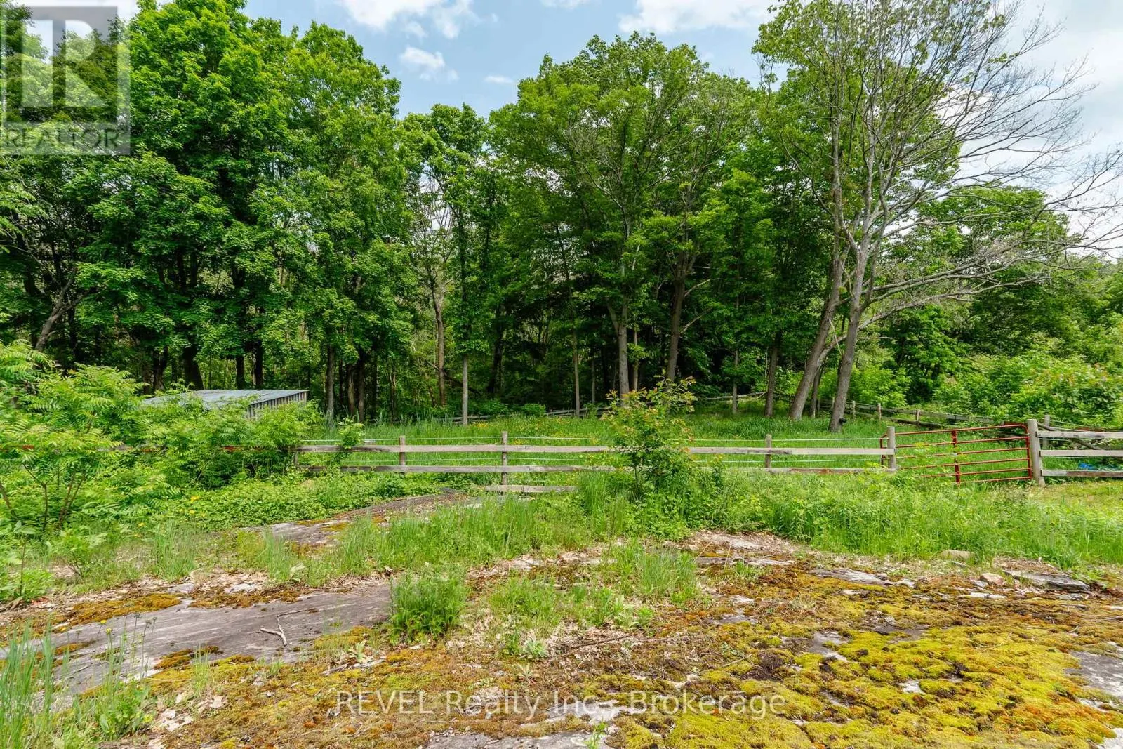 1515 LOVERING LINE