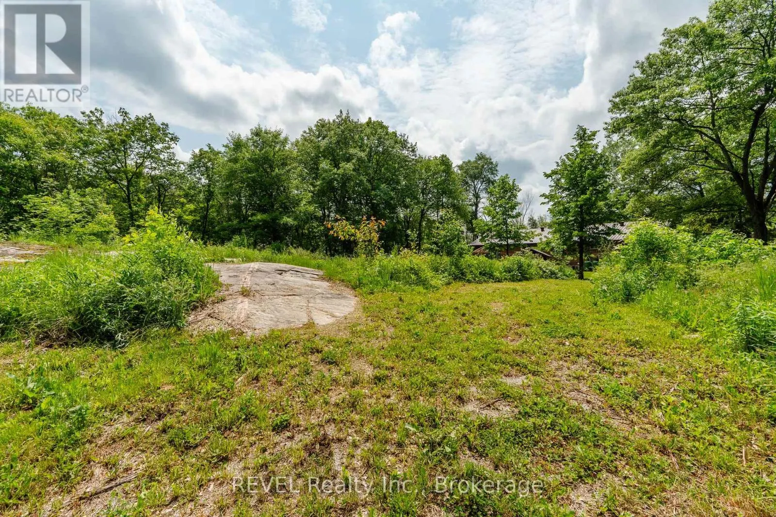 1515 LOVERING LINE