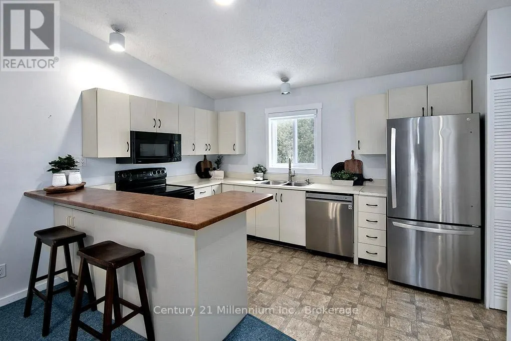 479 OXBOW CRESCENT